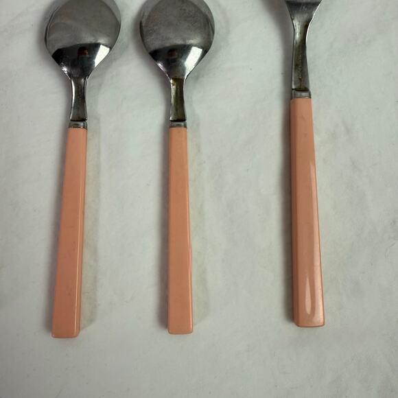 VTG Set of 8 Stainless Flatware Pink Plastic Handle Japan Knives Tea Spoon Forks - Picture 8 of 12